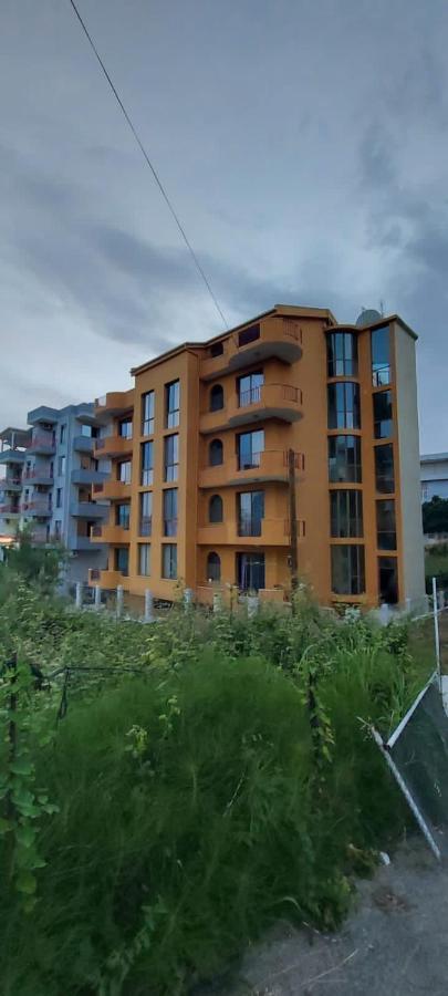 Rigandi Apartment Драч Екстериор снимка