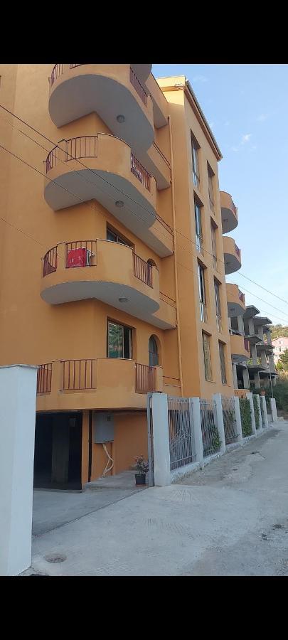 Rigandi Apartment Драч Екстериор снимка